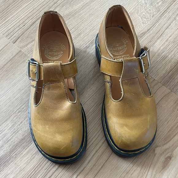 Dr. Martens Vintage Mary Jane Loafers England - Picture 1 of 6